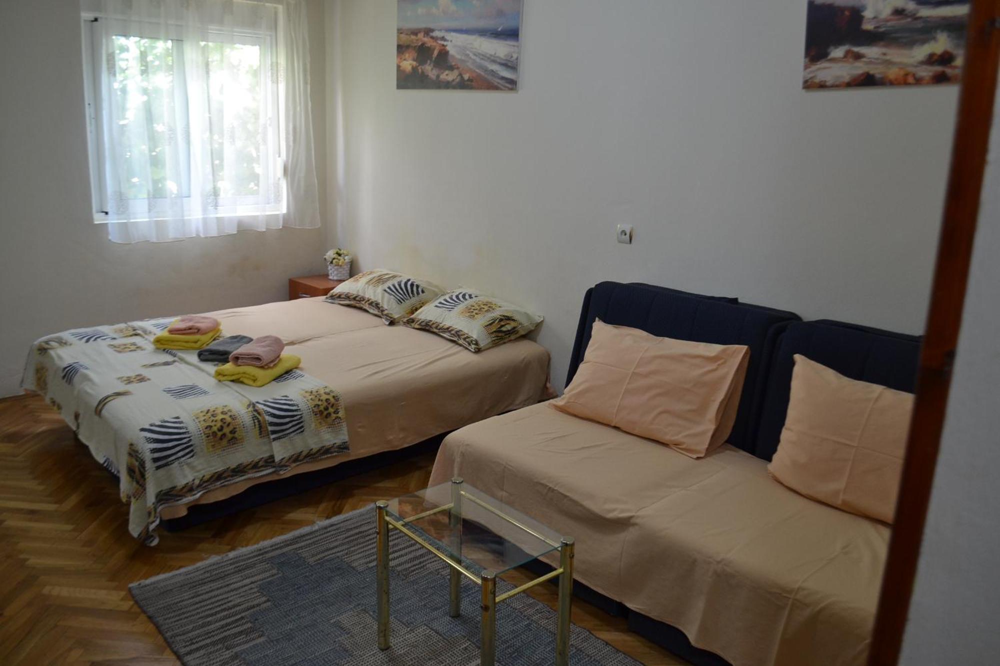 Apartments Milosevic บาร์ ภายนอก รูปภาพ