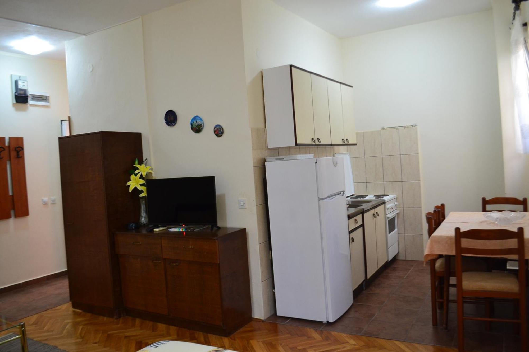 Apartments Milosevic บาร์ ภายนอก รูปภาพ