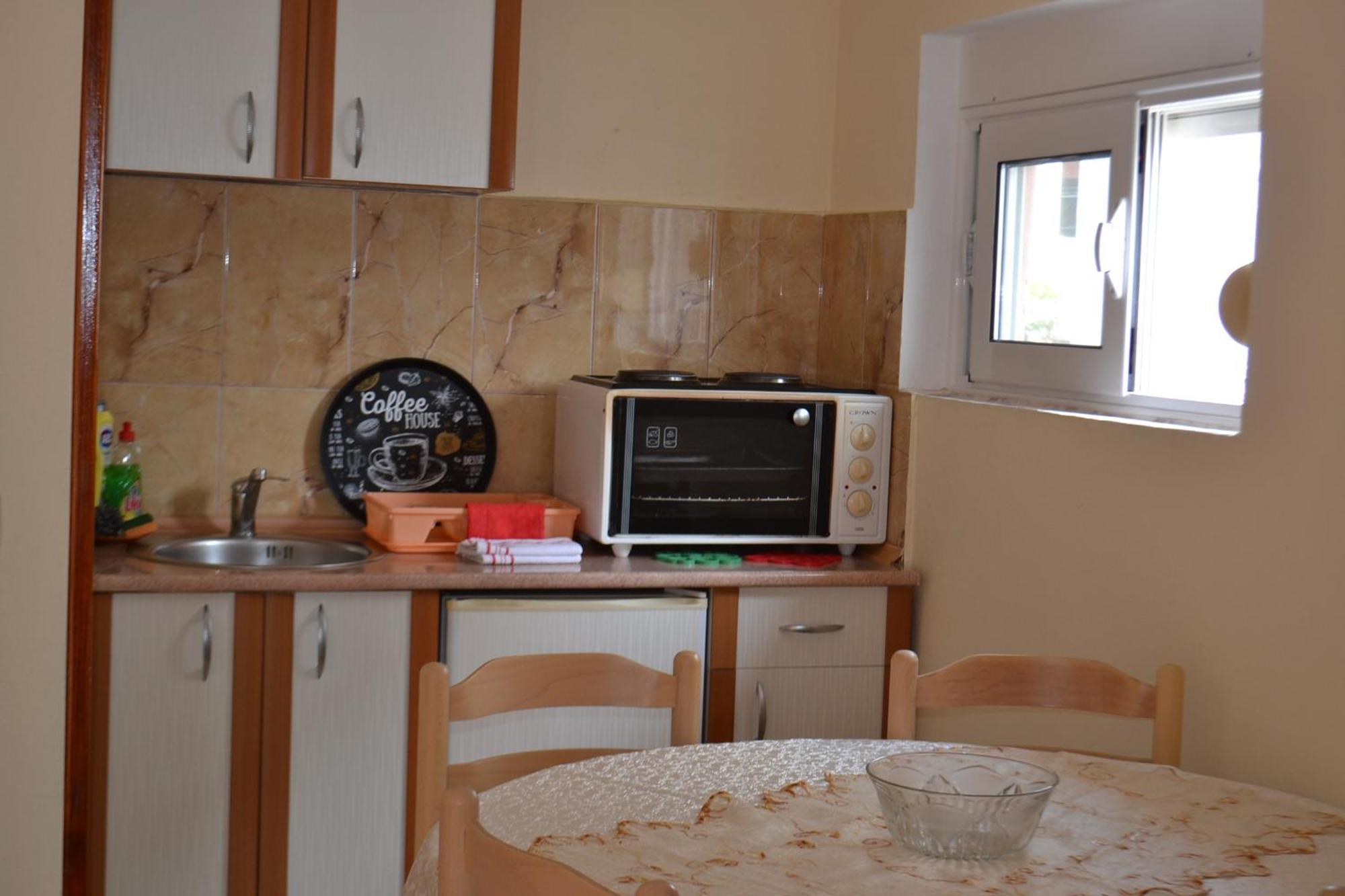 Apartments Milosevic บาร์ ภายนอก รูปภาพ
